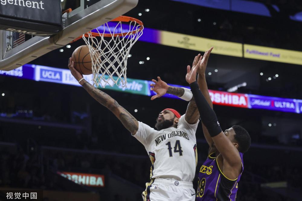 出白热化的 出白热化的